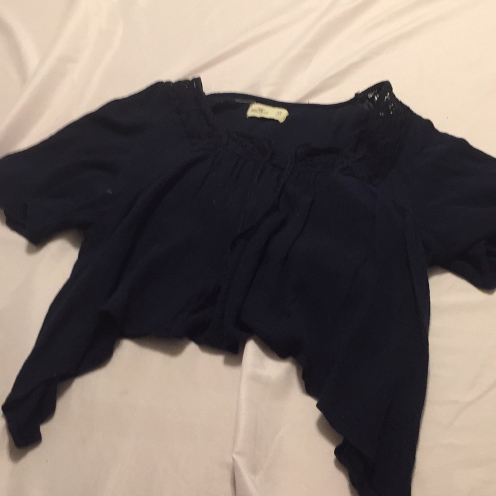 blue shirt